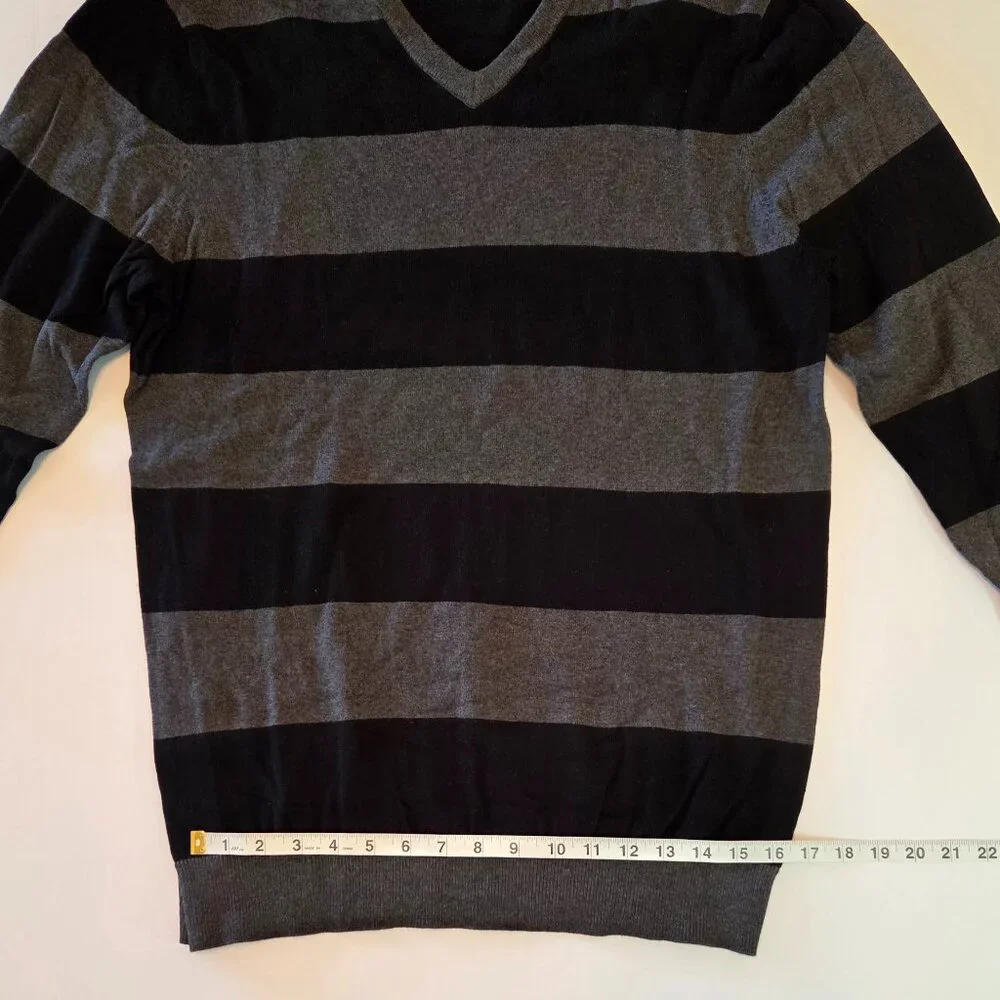 Old Navy Men’s Rugby Black/Dark Gray Stripe V-Neck Sweater, XL
